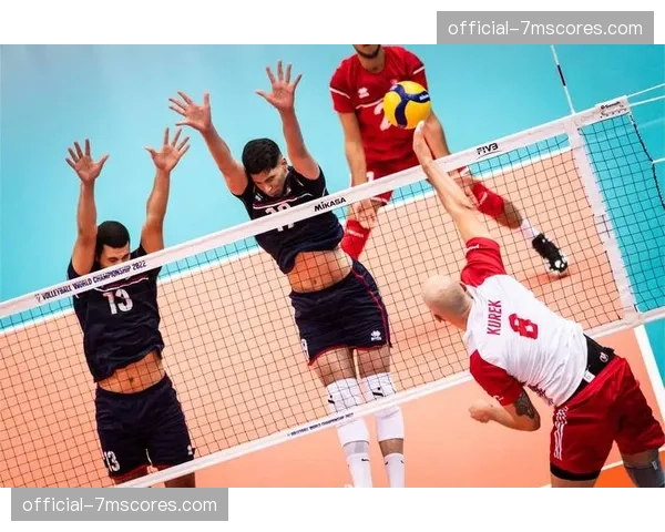 战术复盘：解析波兰男排如何在先失两局的情况下，通过换人调整逆转美国队